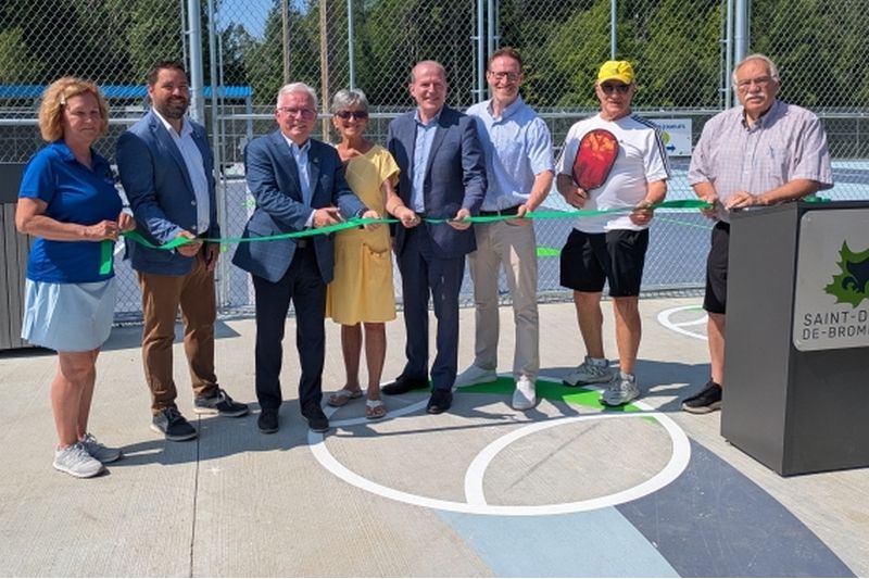 Le pickleball gagne du terrain à Saint-Denis-de-Brompton